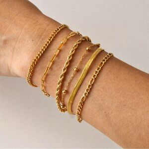 6 Pcs / Set - 18K Gold Plated Bracelet Set